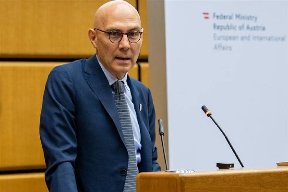 T&uuml;rk: Hayat ve &ouml;l&uuml;m &uuml;zerindeki kararlar makinelere devredilemez