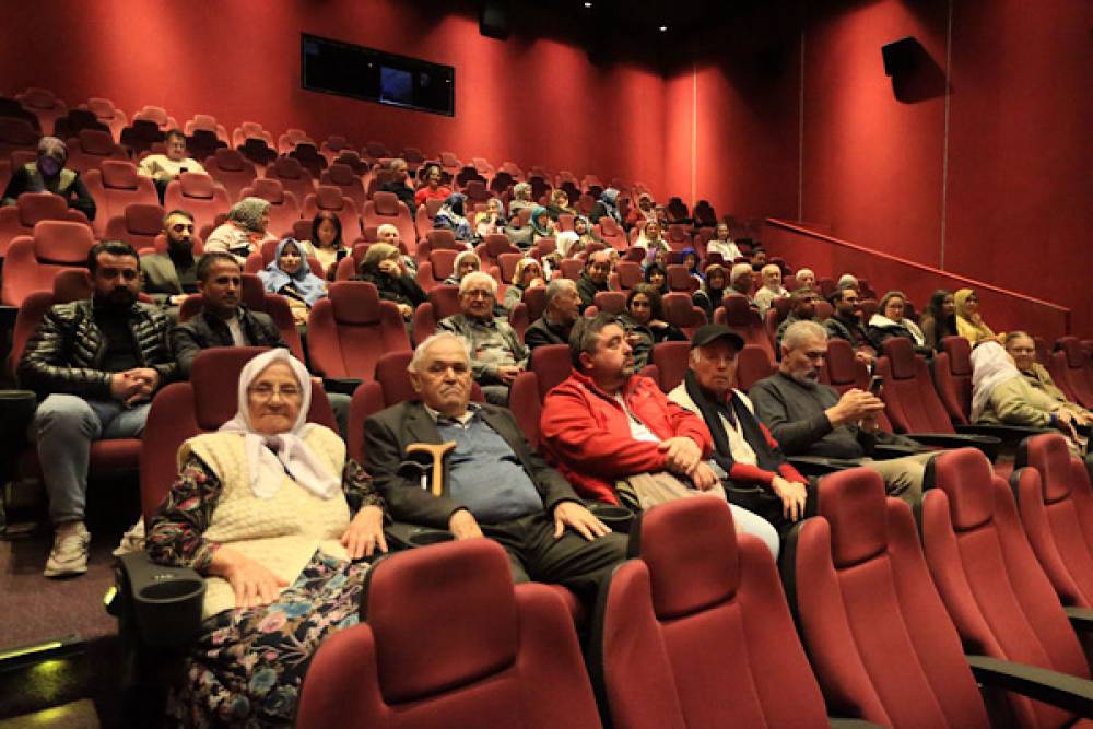 Pamukkale Alzheimer Merkezi&rsquo;nde sinema etkinliği d&uuml;zenlendi