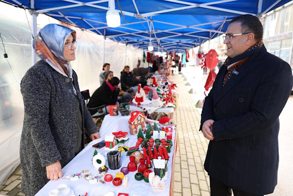 Derince&rsquo;de Kadın El Emeği &Uuml;r&uuml;nleri Satış Stantları kuruldu