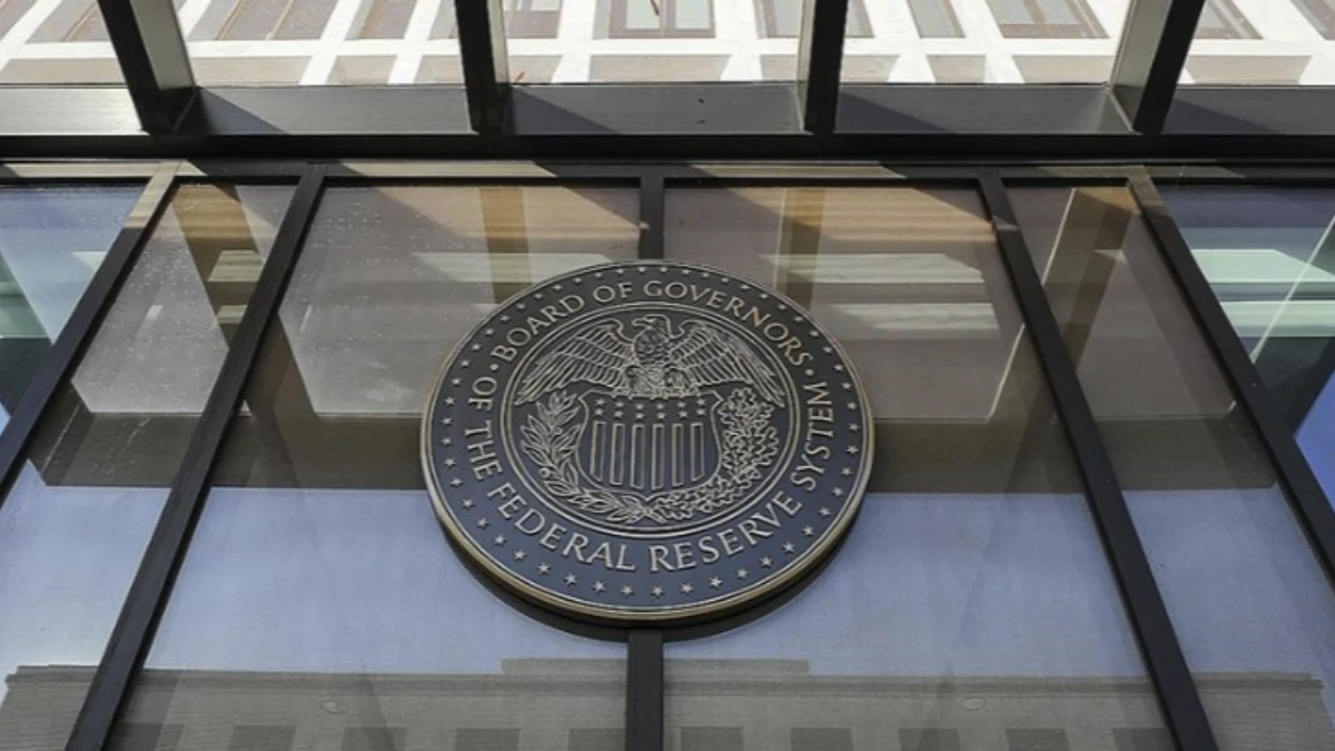 Piyasalarda kritik soru: Fed b&uuml;y&uuml;meyi mi enflasyonu mu se&ccedil;ecek