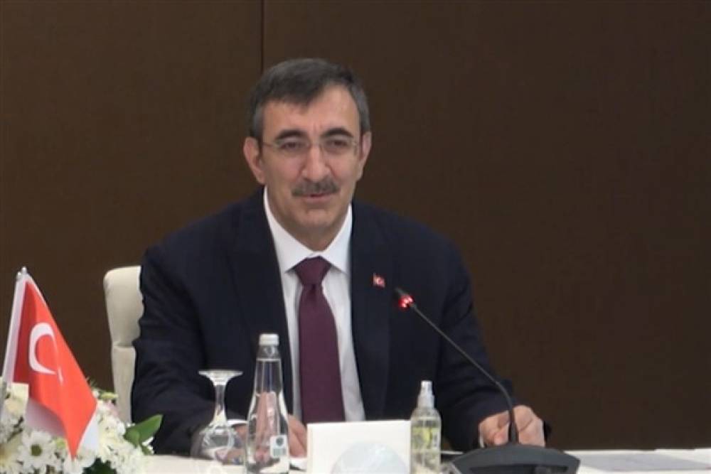 Yılmaz: Malazgirt&rsquo;ten aldığımız g&uuml;&ccedil;le T&uuml;rkiye Y&uuml;zyılı hedeflerimize y&uuml;r&uuml;yoruz