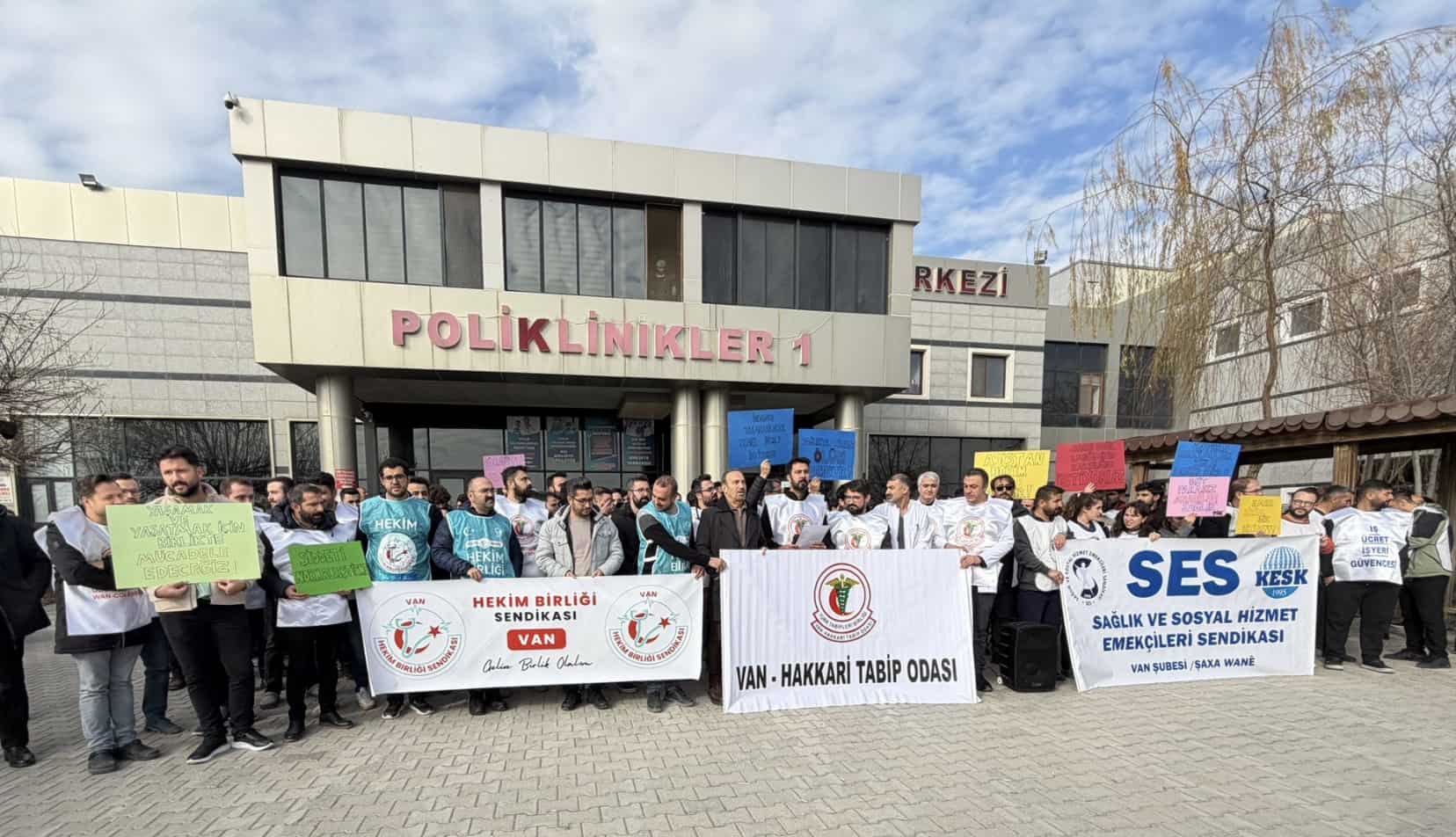 Aralık Vadeli 30 S&ouml;zleşmesi, d&uuml;nk&uuml; işlem g&uuml;n&uuml;ne 12456 seviyesinden başladı