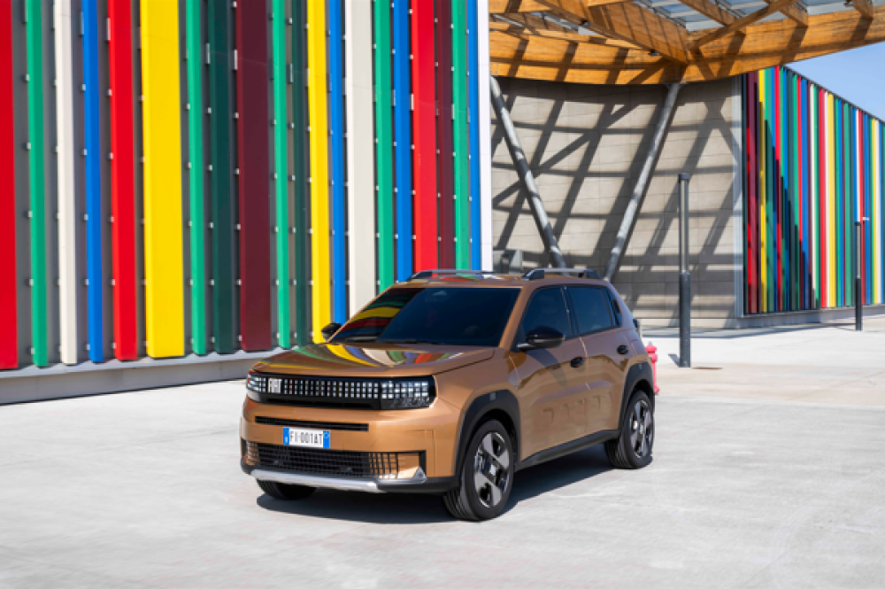 Fiat Grande Panda&rsquo;nın hibrit versiyonu T&uuml;rkiye&rsquo;de