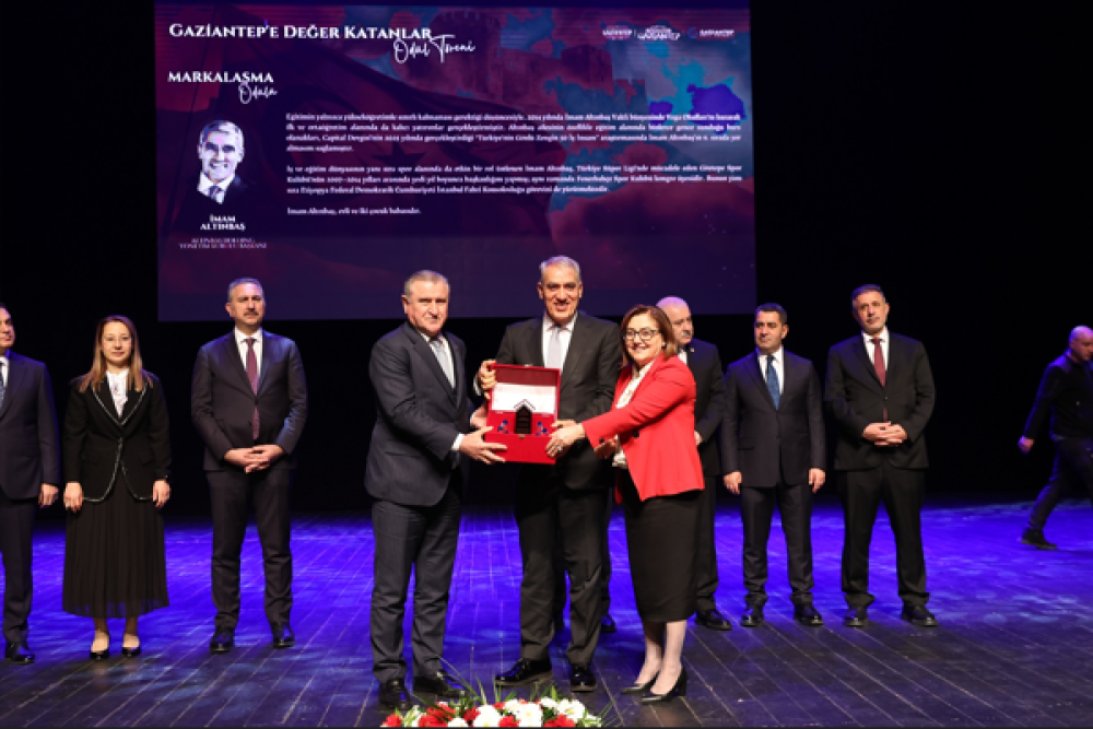 Gaziantep'e Değer Katanlar &Ouml;d&uuml;l T&ouml;reni ger&ccedil;ekleşti