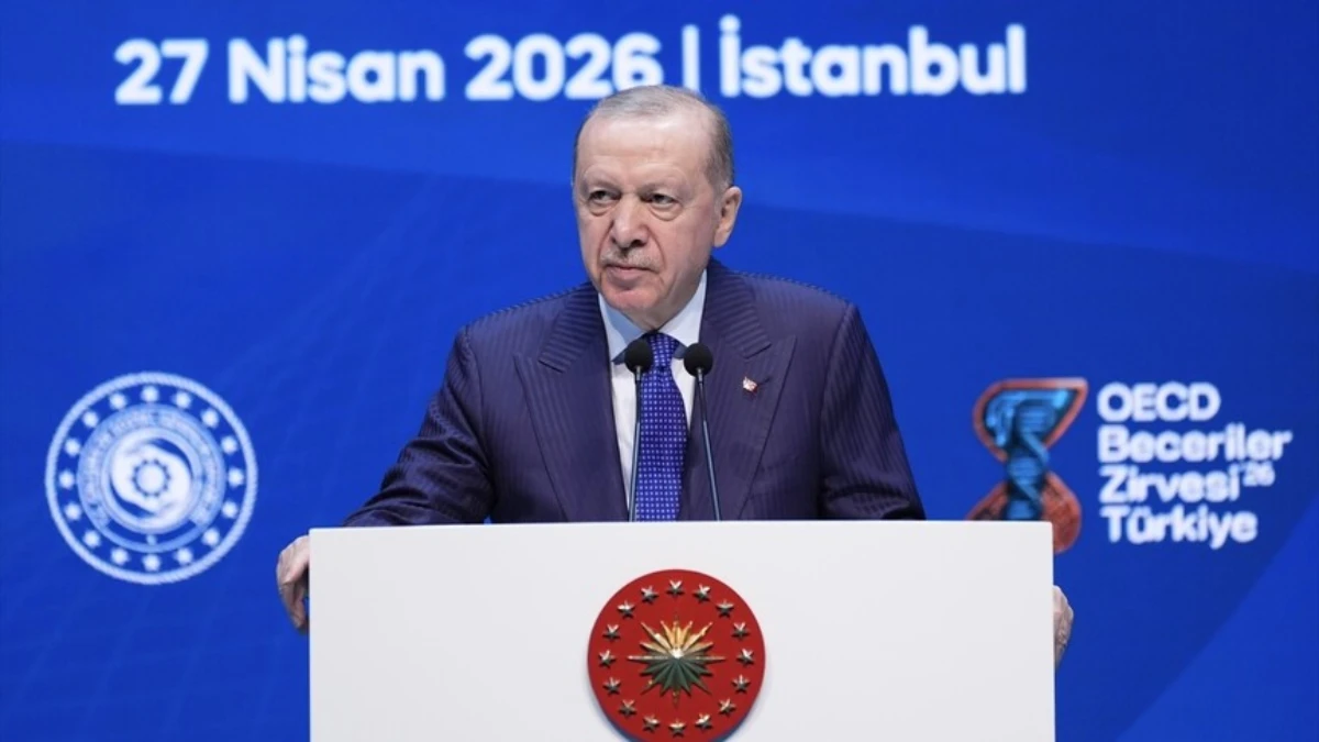 Cumhurbaşkanı Erdoğan: Meslekler d&ouml;n&uuml;ş&uuml;yor, istihdam alanında ezberler bozuluyor