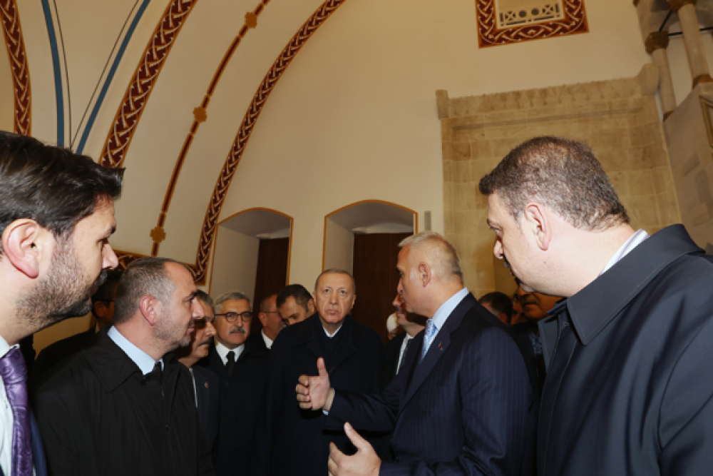 Cumhurbaşkanı Erdoğan, Habib-i Neccar Camisi&rsquo;ni gezdi