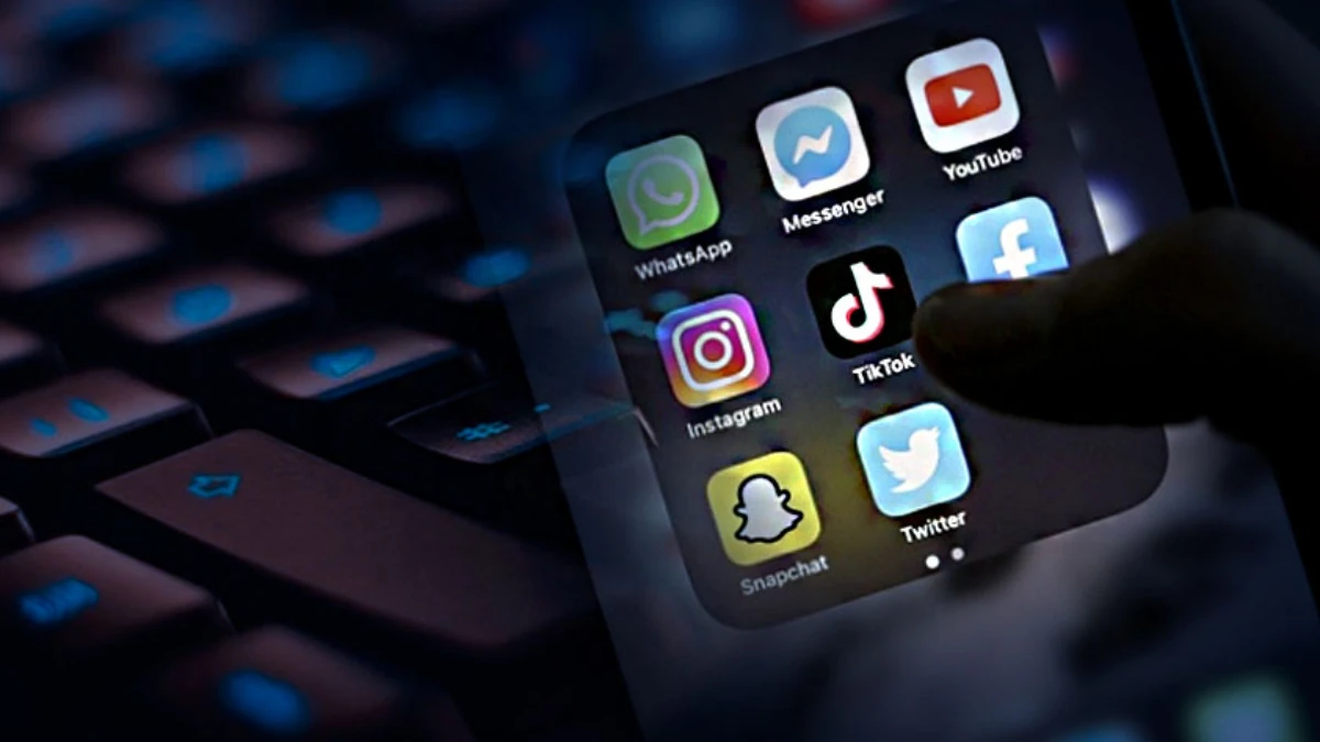 15 yaşından k&uuml;&ccedil;&uuml;kler sosyal medya hesabı a&ccedil;amayacak: D&uuml;zenleme Meclis'e geliyor
