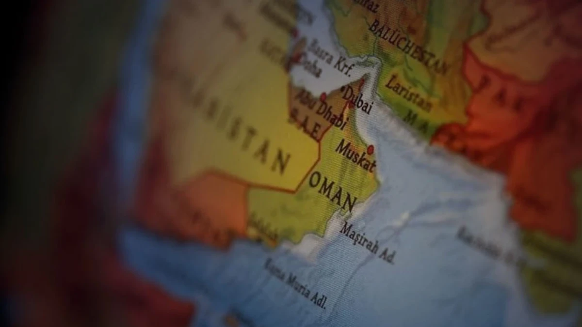 İran Silahlı Kuvvetleri: Salalah Limanı yakınında ABD unsurları vuruldu