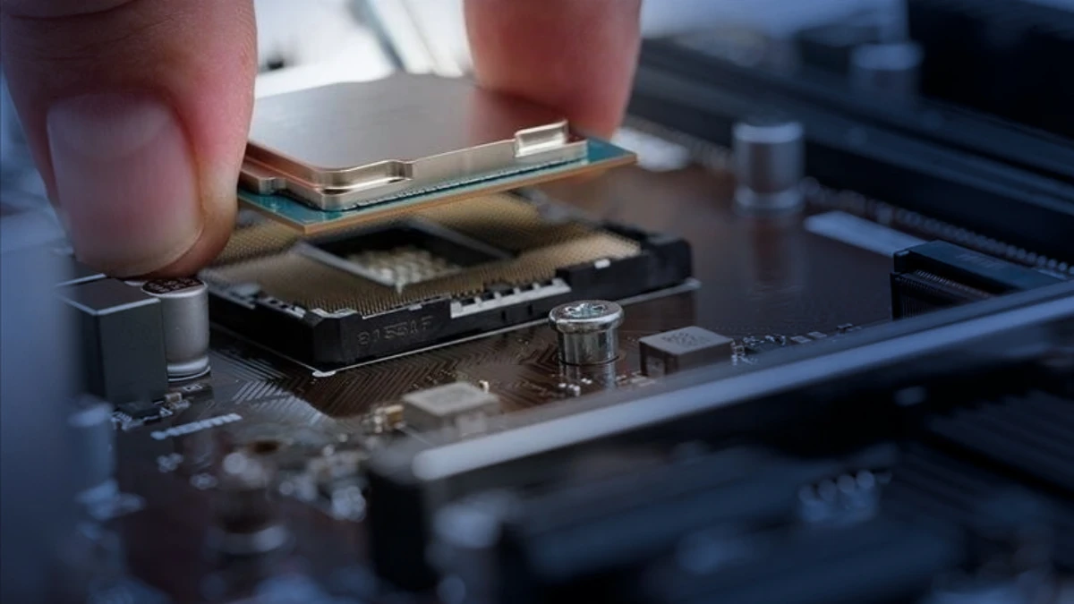 H&uuml;rm&uuml;z ablukasının etkileri artıyor: K&uuml;resel teknoloji ve tarım tedarikinde risk derinleşiyor