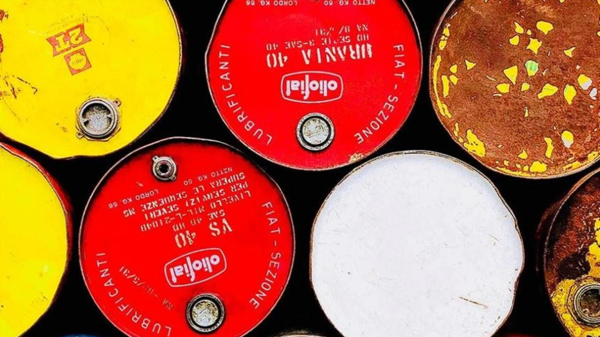 Petrol fiyatları geriliyor: G&ouml;zler ABD-İran m&uuml;zakerelerinde