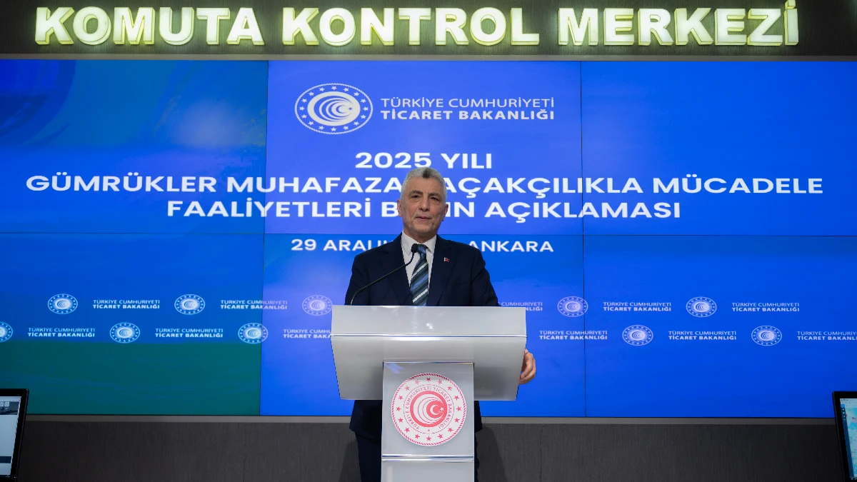 Bakan Bolat a&ccedil;ıkladı: G&uuml;mr&uuml;klerde bu yıl 98,5 milyar liralık ka&ccedil;ak eşya yakalandı