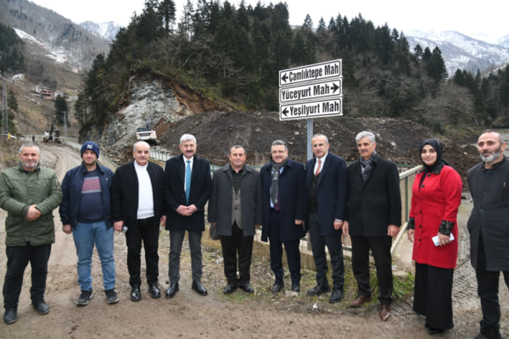 Başkan Gen&ccedil;, &Ccedil;amlıktepe&rsquo;de afet b&ouml;lgesini inceledi