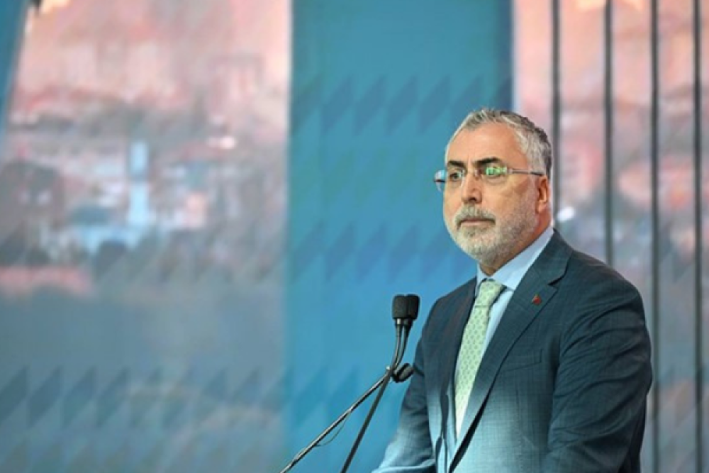 Bakan Işıkhan: &Ccedil;alışma hayatı ve istihdam politikalarını değerlendirdik