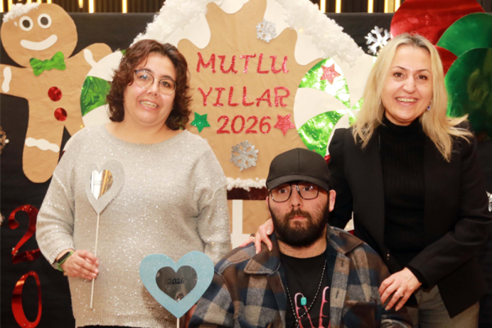 Nefes Engelliler Sosyal Tesisi &uuml;yeleri yeni yılı kutladı