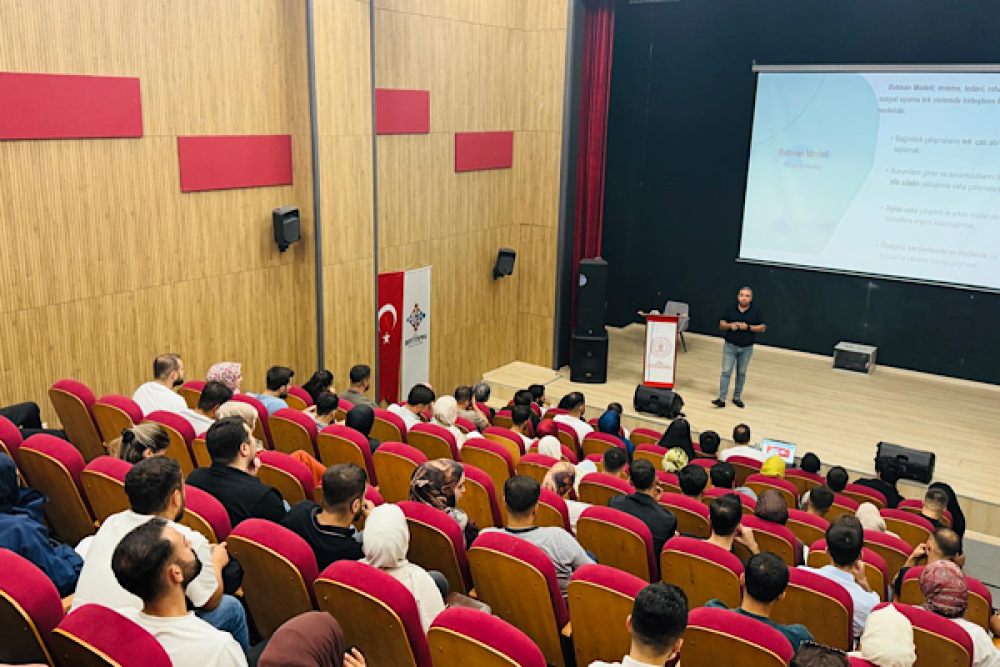 Batman&rsquo;da bağımlılıkla m&uuml;cadele kapsamında bilgilendirme programı d&uuml;zenlendi