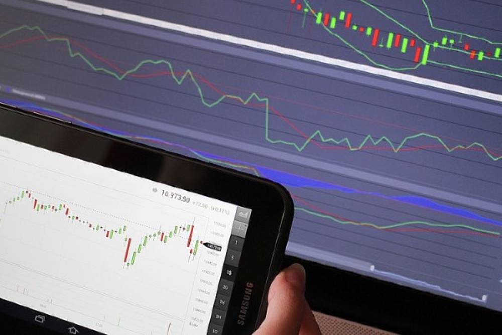 Piyasalarda g&ouml;zler merkez bankaları ve ekonomik verilere &ccedil;evrildi
