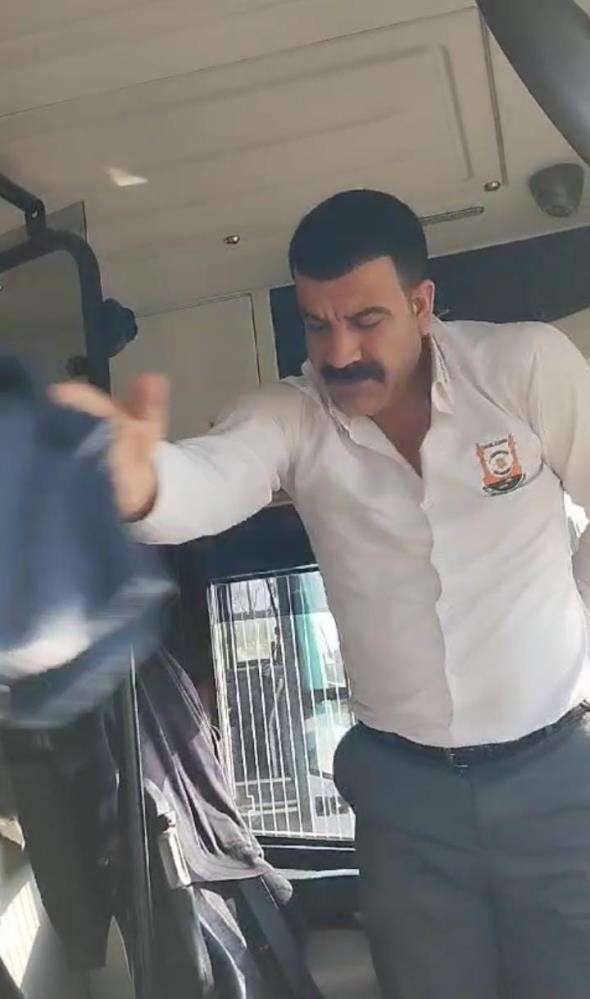 Belediye Otobüs Şöförünün maaşına zam geldiğini duyması