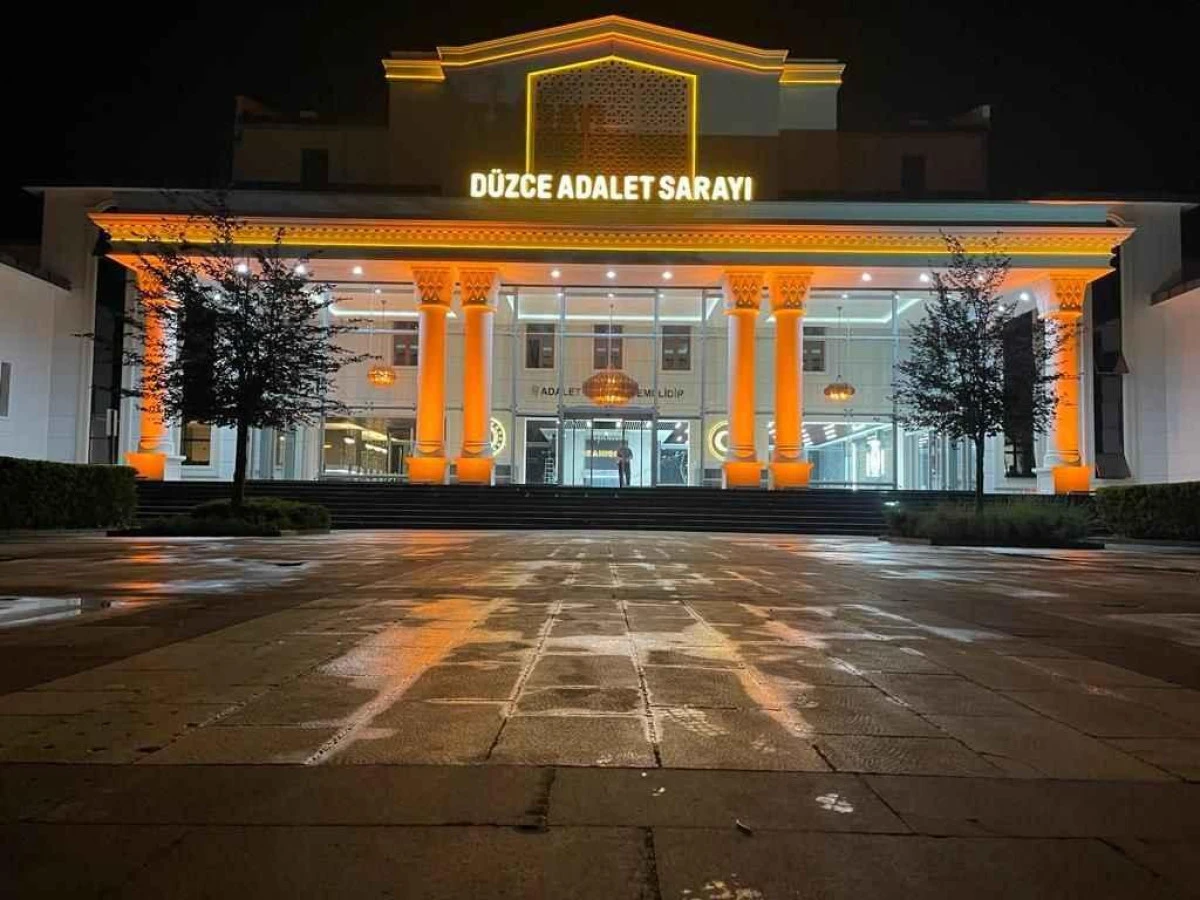 D&uuml;zce'de masaj salonlarına fuhuş operasyonu: 5 ş&uuml;pheli tutuklandı D&Uuml;ZCE &ndash; 18.15