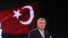 Bakan Bak: UEFA Avrupa Ligi’nde Beşiktaş’ın yanındayız