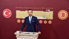 Zorlu, babası Bahri Zorlu’yu vefatının 13. yılında andı