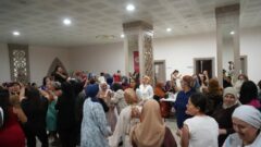 Kepez’de kadınlar matinesinde müzik ve eğlence bir araya geldi
