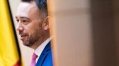 Belçika Dışişleri Bakanı Prevot, Nobel Fizik Ödülü sahibi Halzen’i kutladı