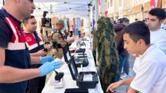 Sason Festivali’nde jandarmadan bilgilendirme ve teçhizat sergisi