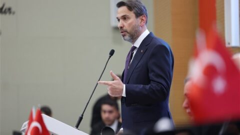 Bakan Bayraktar, Cumhurbaşkanlığı Külliyesi’ndeki törene katıldı