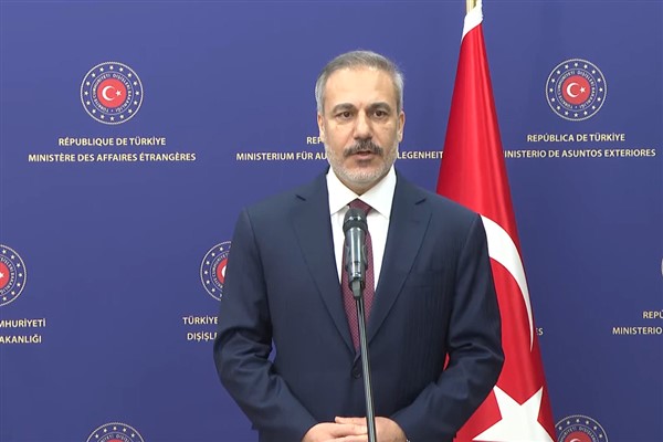 Bakan Fidan, Japon mevkidaşı Motegi ile görüştü