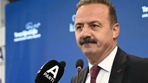 Ağıralioğlu: Türkiye Cumhuriyeti kimliği her kapıyı açacak
