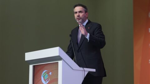 Bayraktar: Türk dünyasının potansiyelini harekete geçirmek için çalışmaya devam ediyoruz