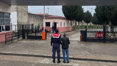 Kartepe’de 11 yıl 7 ay hapis cezasıyla aranan kişi yakalandı