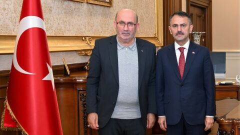 Gölcük Ziyaret Vakfı Başkanı Öztürk’ten Vali Aktaş’a ziyaret