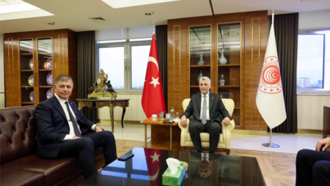 Başkan Tugay’dan Bakan Bolat’a ziyaret