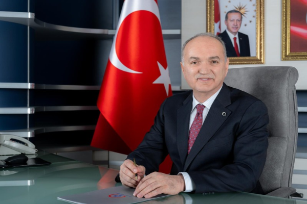 Başkan Özlü, Cumhuriyet Bayramı’nı kutladı