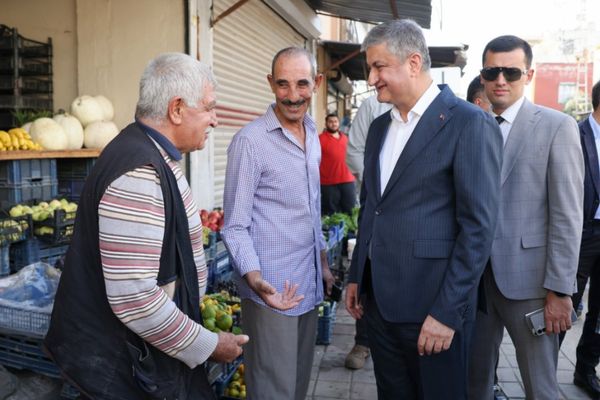Adana Valisi Mustafa Yavuz’dan Yüreğir’de esnaf ziyareti