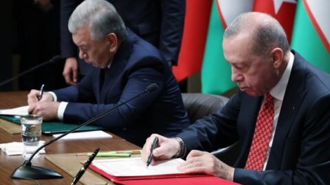 Erdoğan ve Mirziyoyev, anlaşmaların imza törenine katıldı
