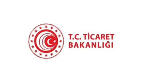 Ticaret Bakanlığı: Tuzcu, Katar’da Pakistanlı Bakan Khan ile görüştü