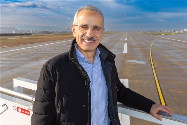 Bakan Uraloğlu, Erzurum Valisi Çiftçi ile kentin kalkınma hedeflerini görüştü