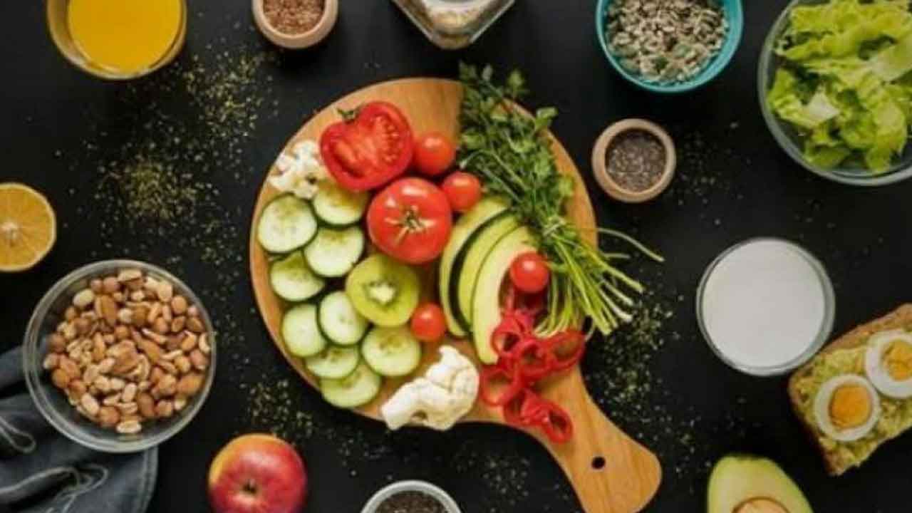 Ergenlik döneminde beslenmeye dikkat: Bu 4 eksiklik gelişimi etkileyebilir