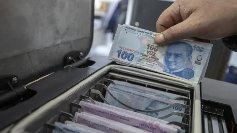 Emekli zammı ne kadar olacak? İşte emekli maaşı hesapları ve 7 formül