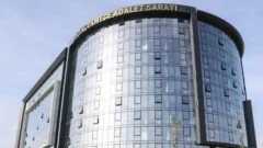 Küçükçekmece’de Araçta Uyuşturucu ve Tabanca Ele Geçirildi: Bir Tutuklama